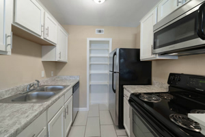 Newport-in-Dallas 23